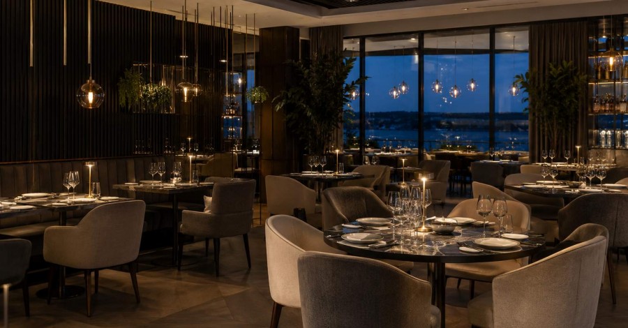 What Are the Criteria for Choosing Furniture in Fine Dining Restaurants?